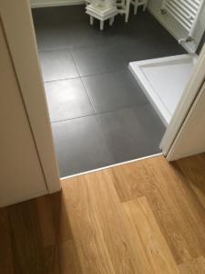 Rovere Europeo Prefinito Spazzolato Decapato